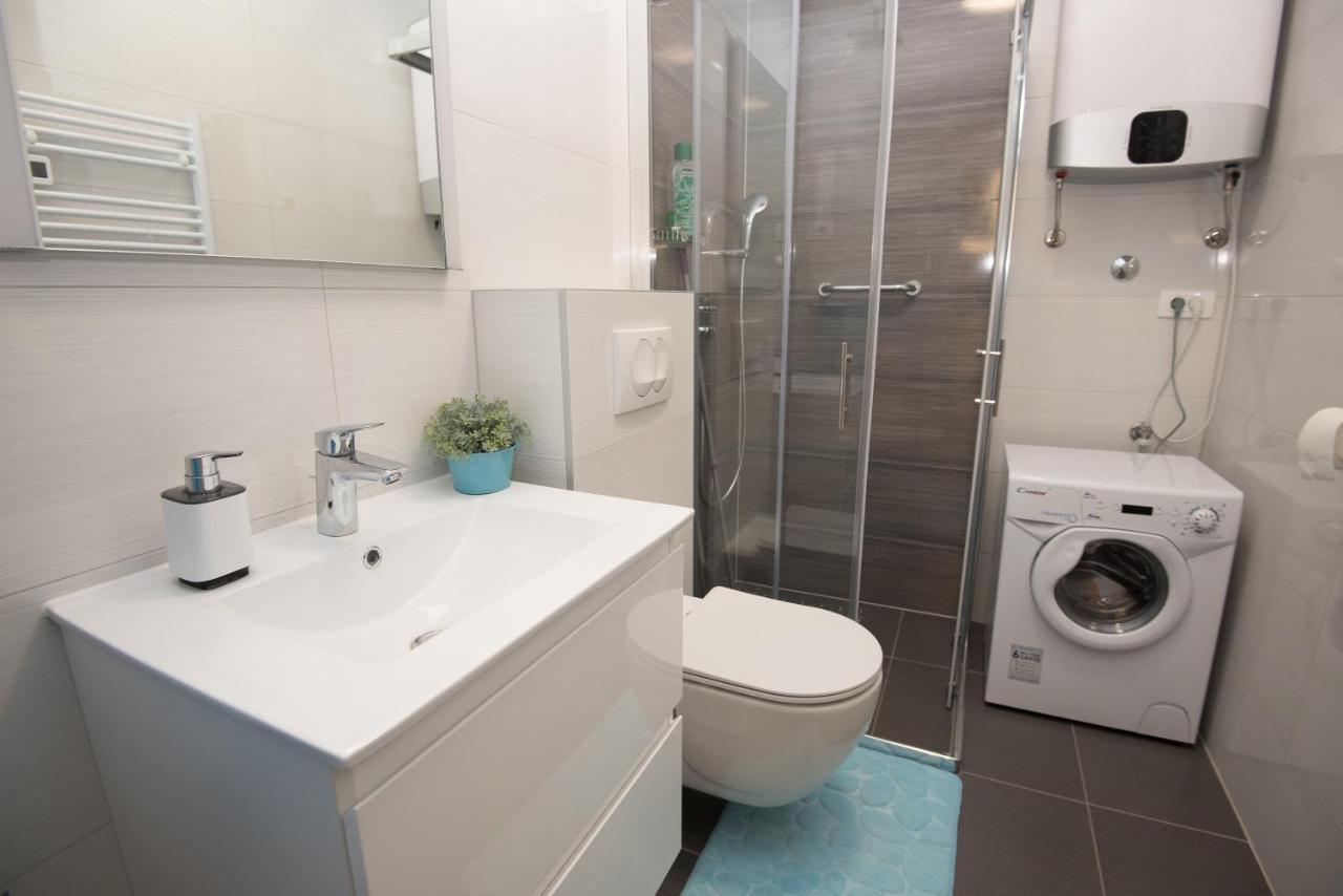 Luxury Studio Apartment Honeymoon Split Luaran gambar